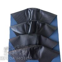 Gambar Cover jok/Kulit jok/SARUNG JOK MOTOR POLOS JAHIT KEPALA/KULIT JOK MOTOR POLOS DAN JAHIT KEPALA dari sales jok sepeda motor Kab. Gresik 1 Tokopedia