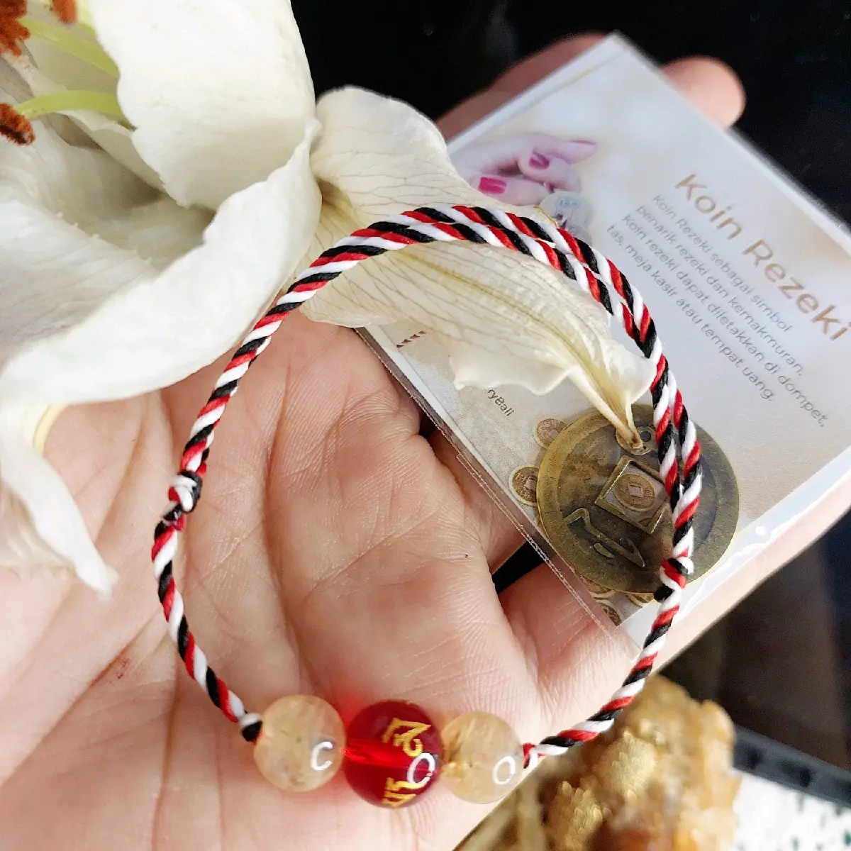 April Gallery - Gelang Tridatu Manik Cendana Rejzeki Sukses [Bisnis Karir Dagang] Sukses