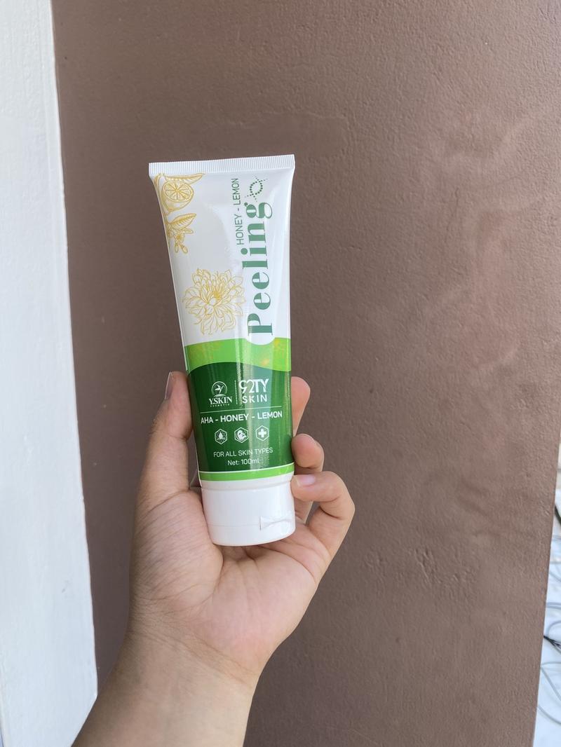 Product Introduction of Tẩy Tế Bào Chết Mật Ong Chanh Yskin 100ml Làm Sạch Da  Women Skincare 1