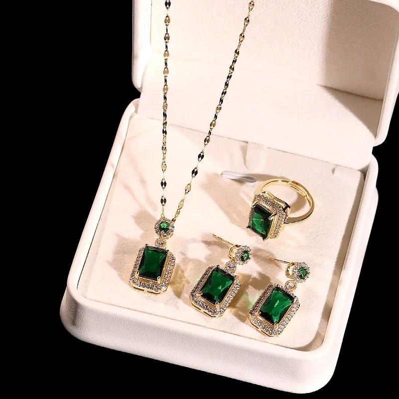 Product Introduction of Green Necklace for Women, Emerald Green Earrings, Niche High-End Design Clavicle Chain, Versatile Jewelry 3-Piece Set 1