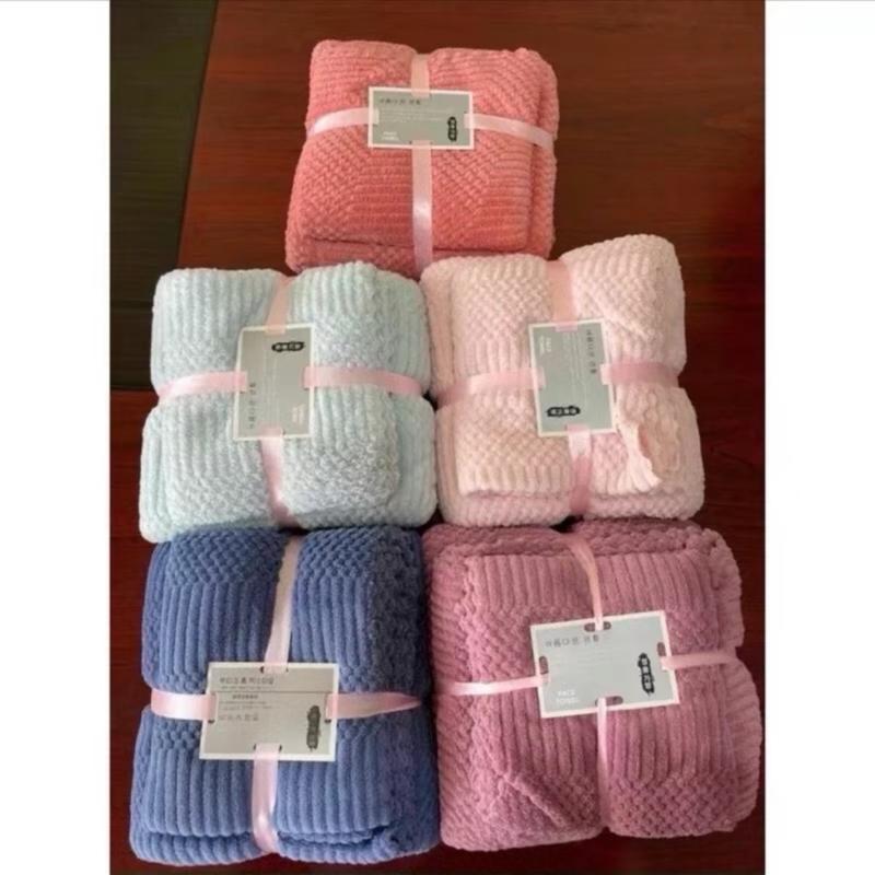 Sét 2 khăn tắm lông cừu xuất hàn hàn cỡ lớn siêu mềm mịn thấm hút nước mềm êm loại 1 hơn 3 lạng ạ nhà tắm Có thể tái sử dụng Mềm Chất thấm hút Phòng tắm Khăn lau mặt 3