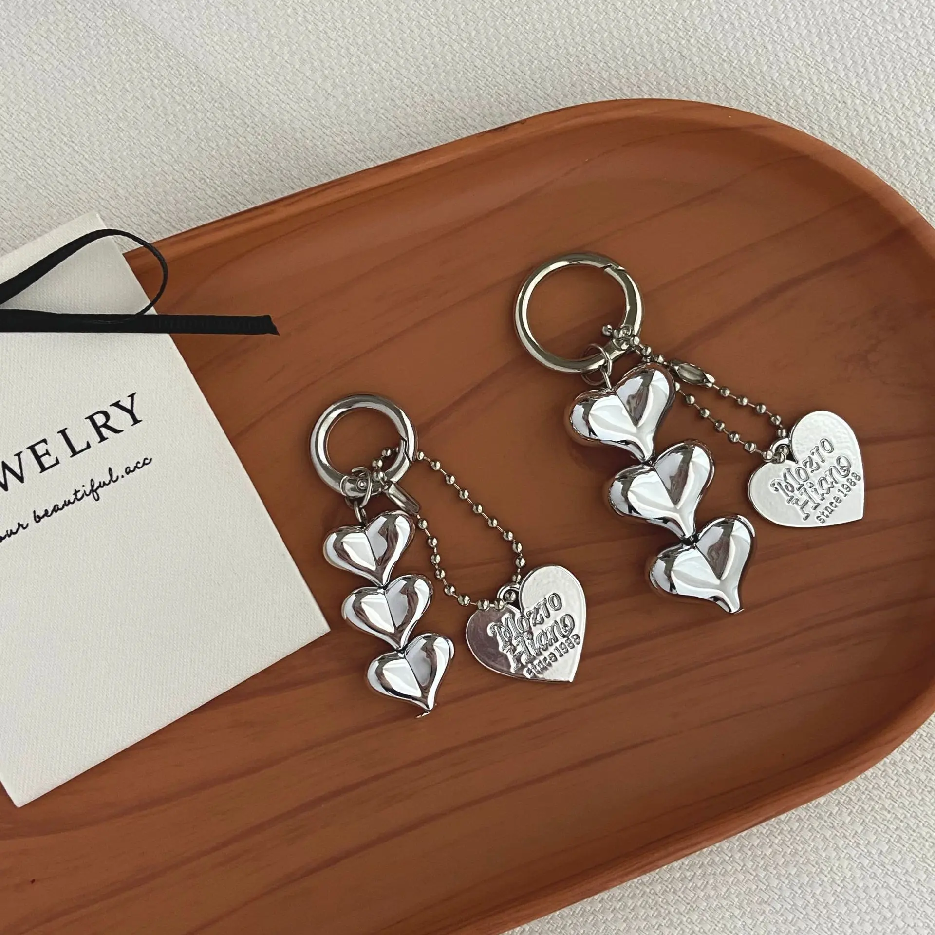 Ins Design Sense Silver Heart Bead Pendant Bag Phone Decoration Hanging Ornament Personalized Fashion Keychain Accessory