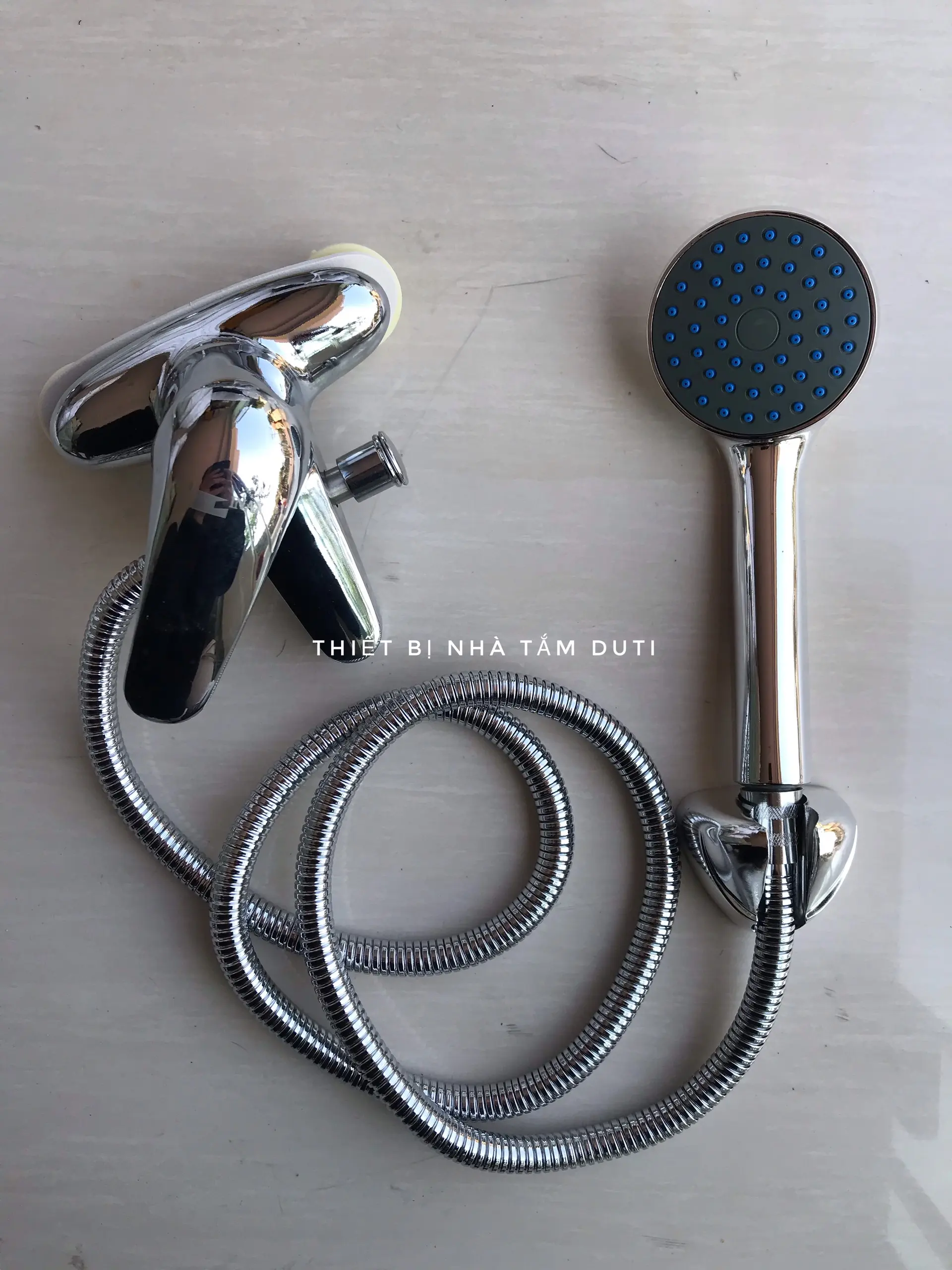 Bộ Sen Liền Vòi Nhà Tắm Mạ Bóng Atimon giá rẻ