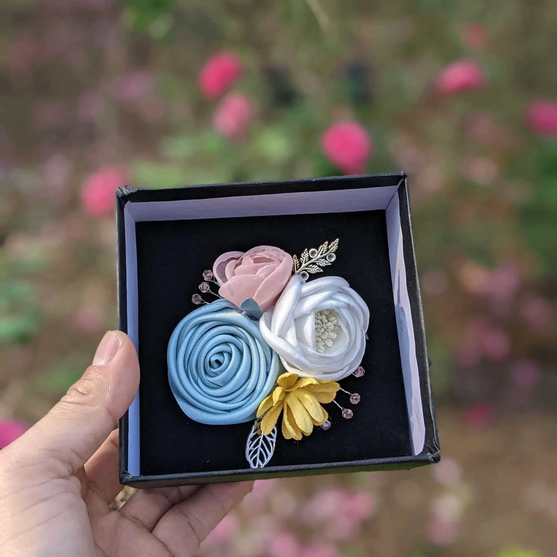[Hàng Thiết Kế ] Hoa cài áo váy handmade xinh cho các nàng