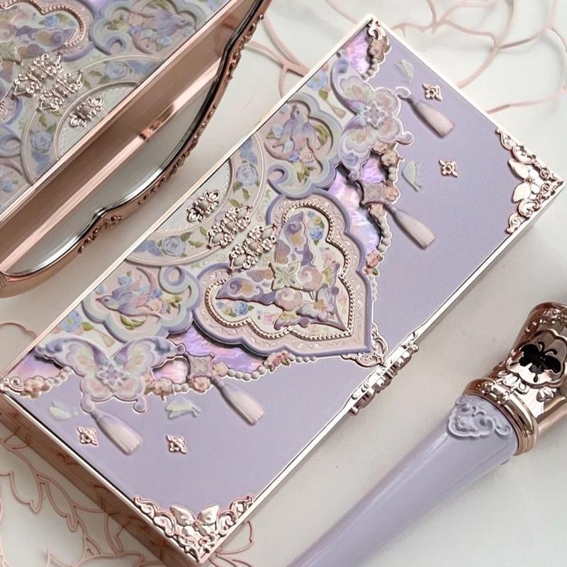 Bảng Phấn Mắt Bướm Mây Flower Knows Có Ánh Nhũ Màu 03 Tone Tím Khói