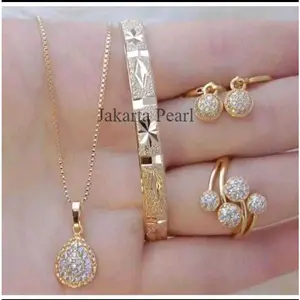 Satu Set perhiasan wanita dewasa Model 07EA realpict anti karat simple elegan populer viral aksesoris Perempuan