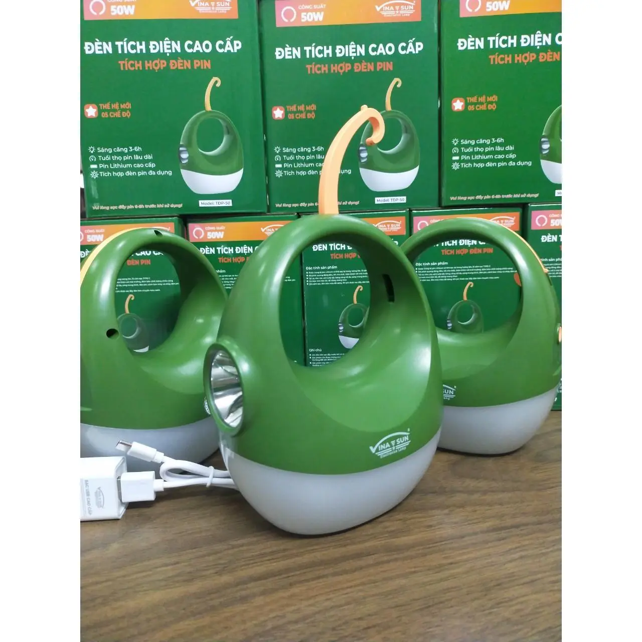 Đèn Tích Điện Vinasun Đa Năng Tích Hợp Chiếu Xa Công Suất 50w pin 6 - 8 tiếng [ bảo hành 2 năm ]