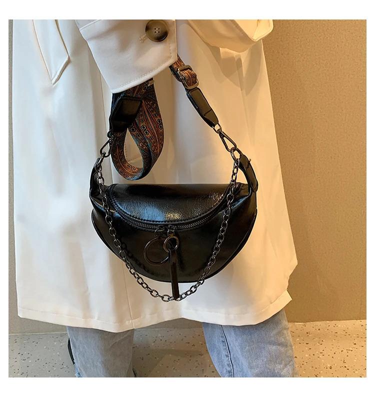 Product Introduction of Fashion saddle waist bag fanny pack luxury leather female belt bags chain handbag purse women retro shoulder crossbody chest bag 34