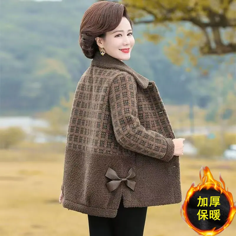 Áo Khoác Quần Áo Mùa Đông Cho Mẹ Mới, Phong Cách Phương Tây, Lót Lông Cừu, Dày Dặn, Thích Hợp Cho Phụ Nữ Trung Người Già Và Cao Tuổi, Áo Khoác Mùa Thu Và Mùa Đông, 2024