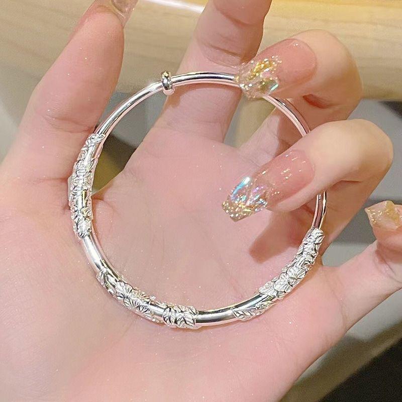 Product Introduction of Full of Flowers Silver Bracelet Solid Silk Bird Feather Push Pull Bracelet High-grade Light Luxury Fashion Does Not Fade To Send Girlfriend Valentine's Day Gift 6