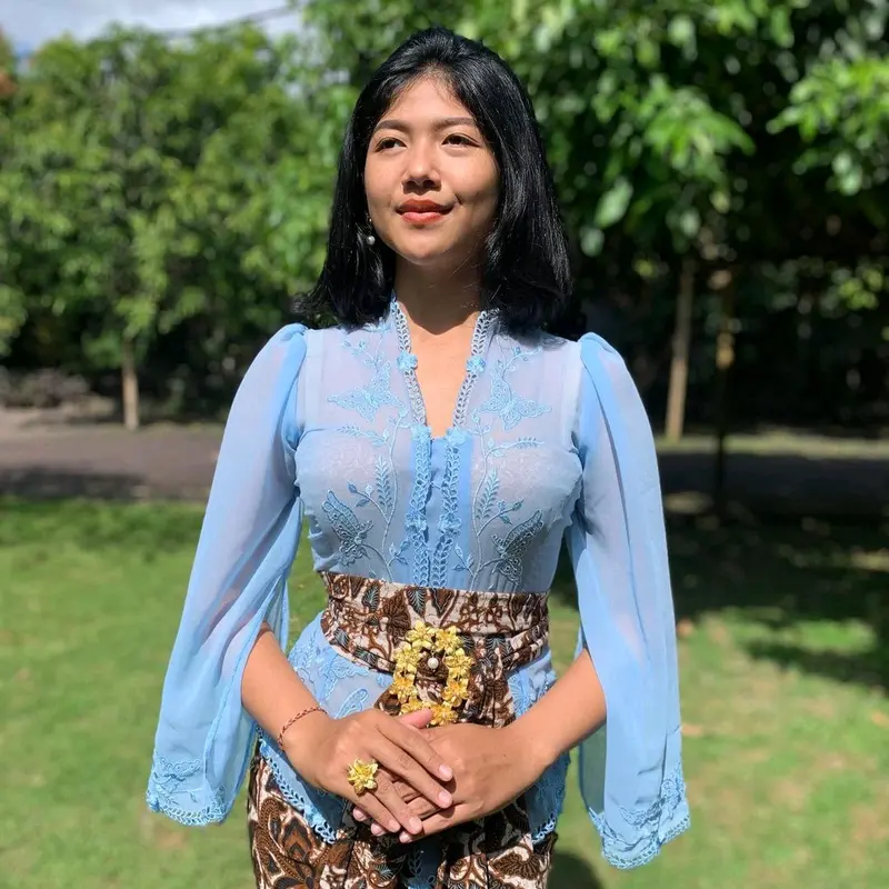 Kebaya Jadi Bordir Tangan Pecah || Kebaya Adat Bali Modern || Kebaya Adat Bali Kekinian || Kebaya Adat Bali Murah 2