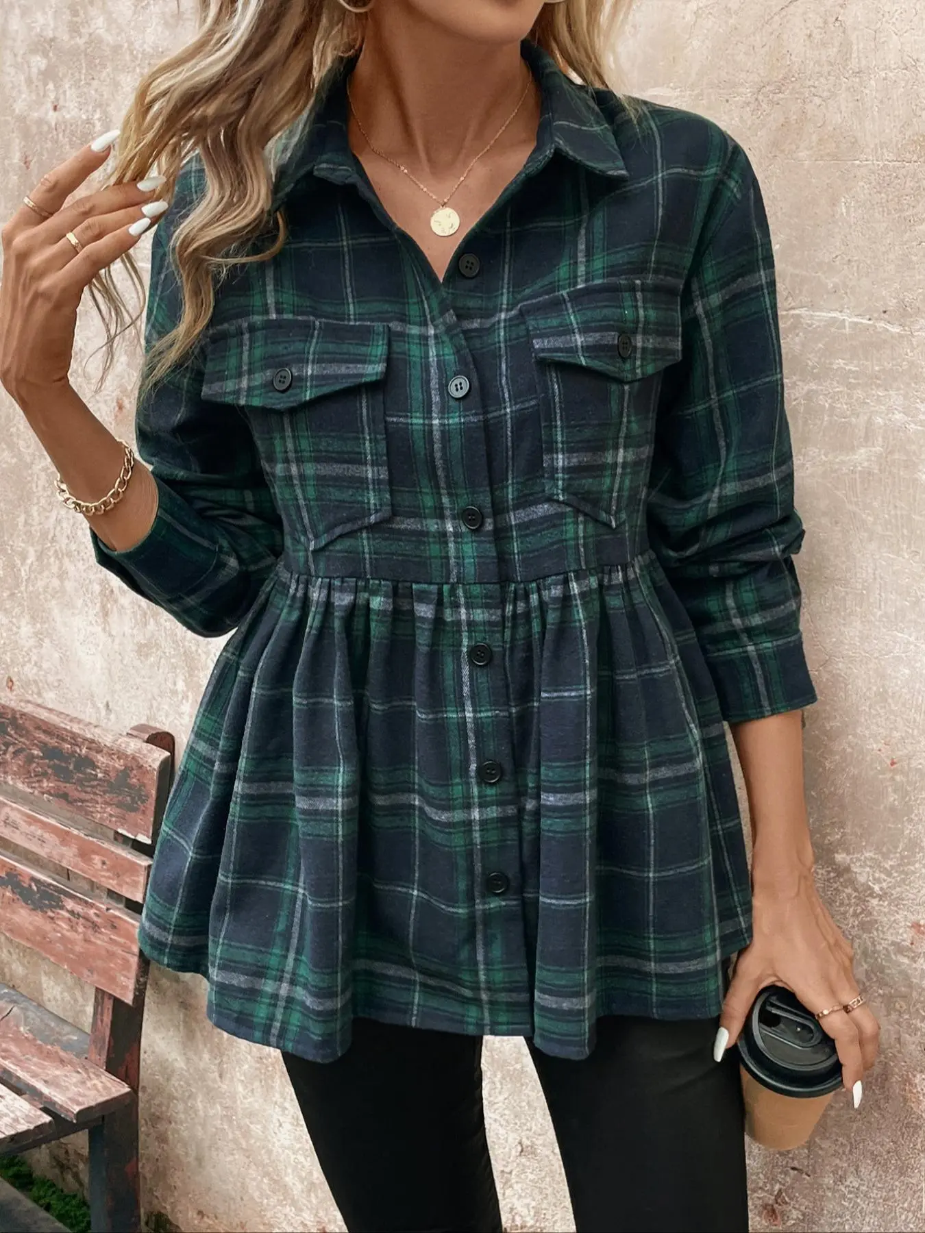 【Plus Size】 Plaid Print Button Front Pocket Shirt, Casual Long Sleeve Collared Top for Fall & Winter, Valentine's Day Gift for Girl, Women's Clothes for Daily Wear