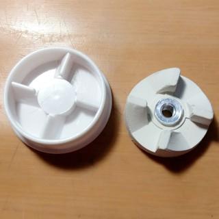 Combo vấu gắn cối xay + vấu gắn động cơ máy xay sinh tố ( 4 răng màu trắng) đục như hình cho máy magic, sunhouse, kangaroo, chyoda....