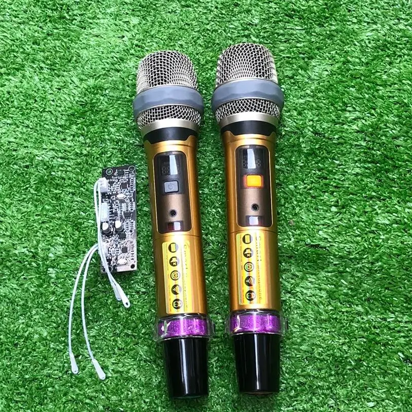Micro loa kéo UGX10 Chống hú hát nhẹ Chất liệu hợp kim sang trọngMicro loa kéo UGX10 Chống hú hát nhẹ Chất liệu hợp kim sang trọng UHF (không dây)