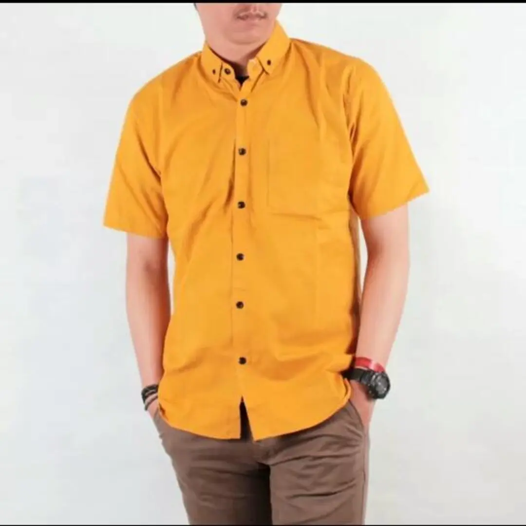KEMEJA POLOS PRIA LENGAN PENDEK KEMEJA DISTRO TERBARU Baju Katun Santai Formal Kancing Kerah Panjang Simple Standar