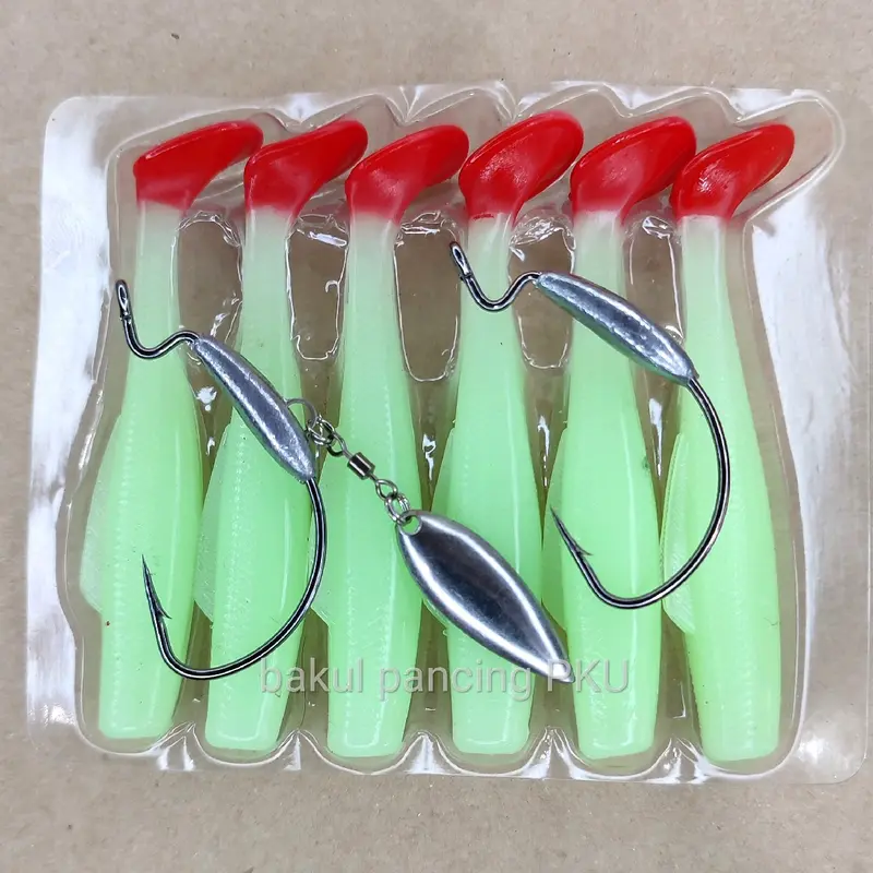 SOFT LURE 8CM + HOOK AXZ 3X STRONG 5