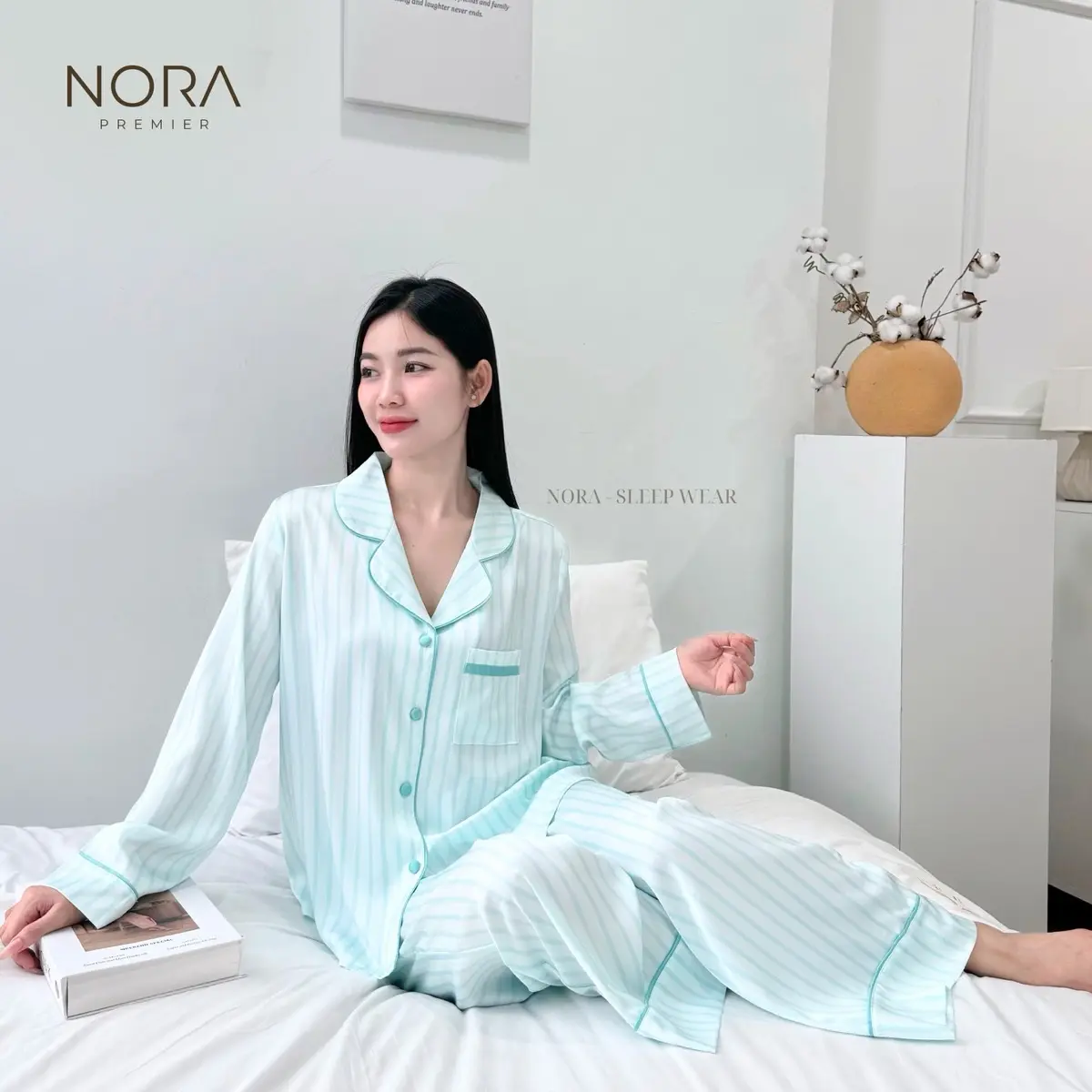 Pyjama nữ lụa satin sọc xanh MS 2640