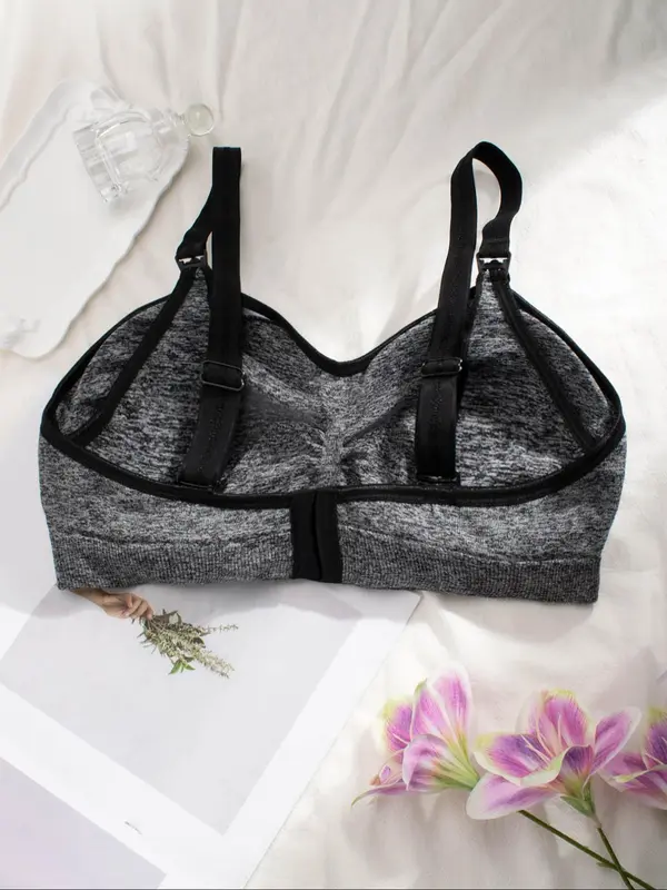 【Plus Size】 Solid Wireless Bra, Comfortable Breathable Buckle Back Nursing Bra for Pregnancy & Postpartum, Maternity Bra for Daily Wear 3