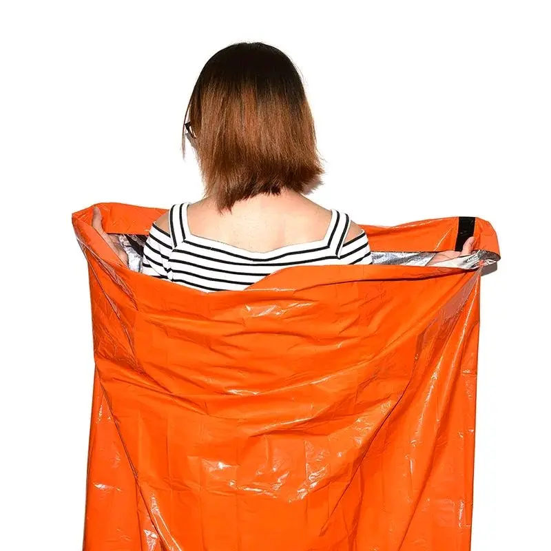 Thermal blanket,emergency blanket selimut darurat,survival blanket,lapisan sleeping bag
