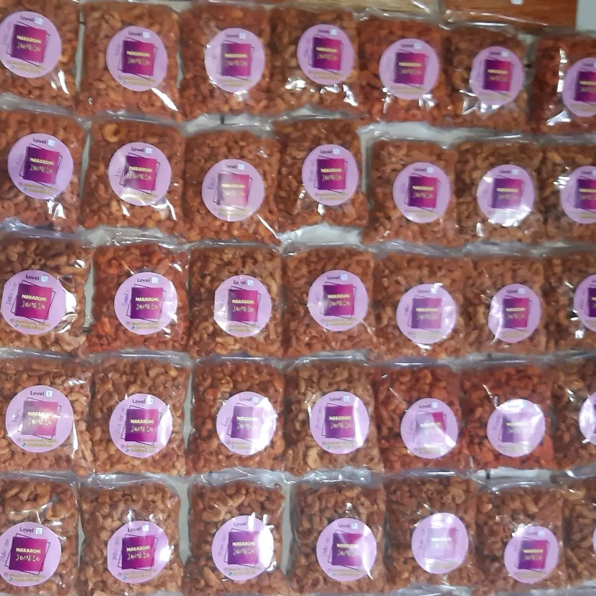 Makaroni Jomblo 90g Pedas Asin Level 1-5 Kering -