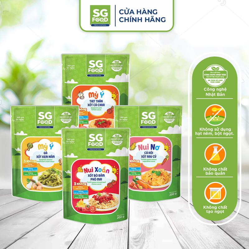 Combo 4 Gói Nui Mỳ Baby SG FOOD 4 Loại (Nui Xoắn Xốt Bò Bằm Phô Mai, Nui Nơ Cá Hồi Xốt Rau Củ, Mỳ Ý Thịt Thăn Xốt Cà Chua, Mỳ Ý Gà Xốt Kem Nấm), gói 200g