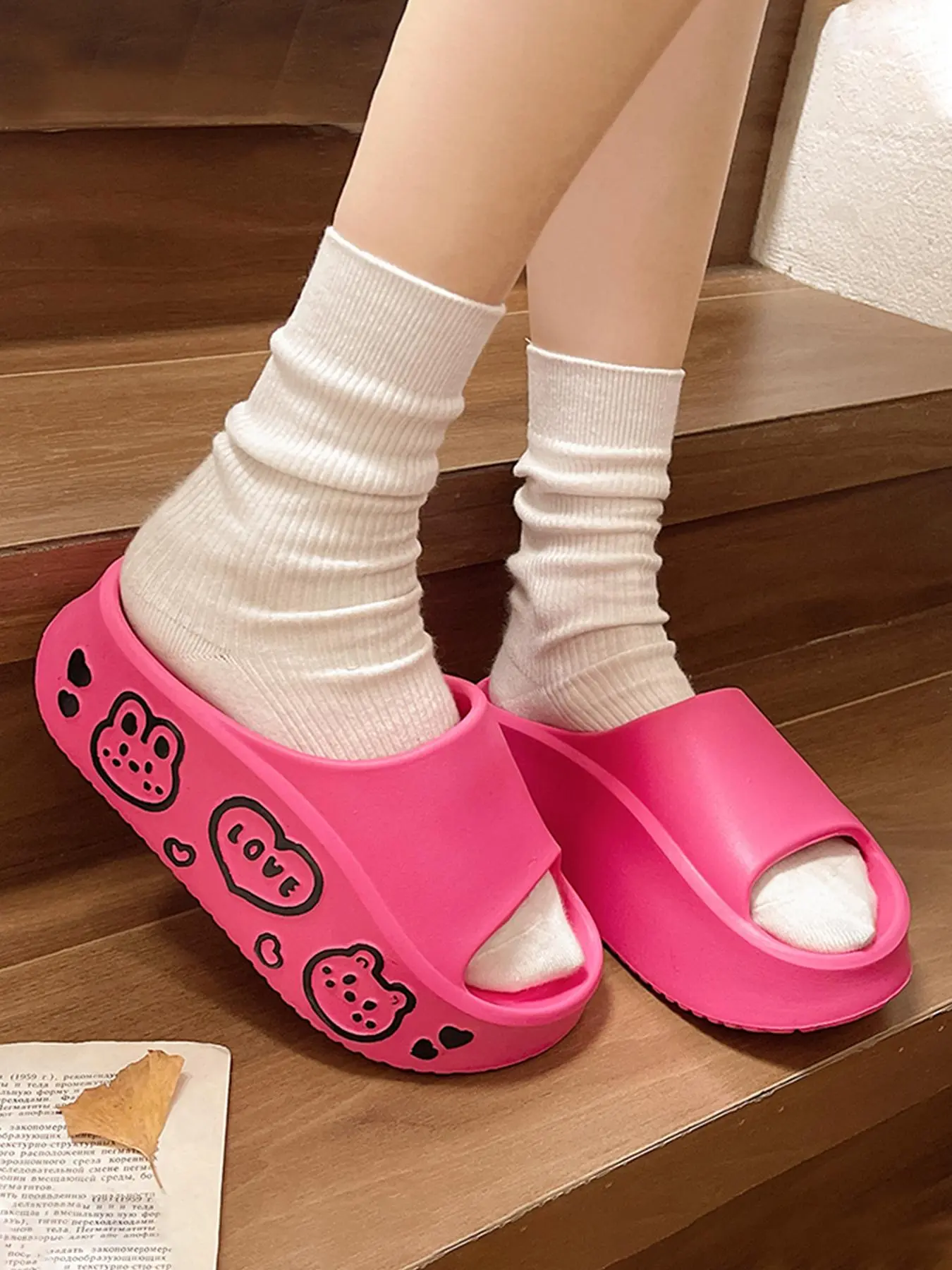 Women's Cute Cartoon Bear Design Platform Slides, Casual Comfortable Home Slippers, Non-slip Soft Slippers for Indoor & Outdoor Wear, Girl