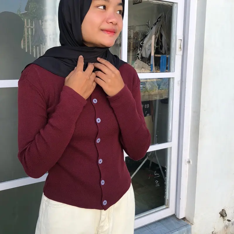 Cardigan Crop Rajut Wanita | Slim Fit Body Ld 90cm Knitwear 3