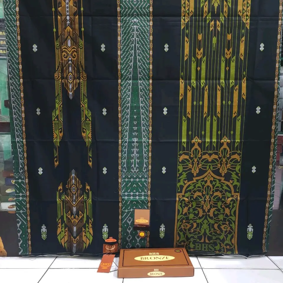 Sarung Bhs Excellent Hitam