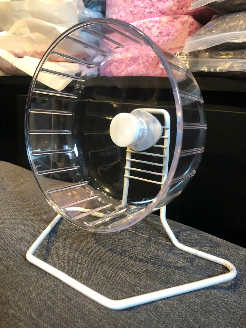 ĐẾ GẮN WHEEL CHO HAMSTER LÀM TỪ SẮT BỀN, CHẤT LƯỢNG ( CHỈ ĐẾ KHÔNG BAO GỒM WHEEL )