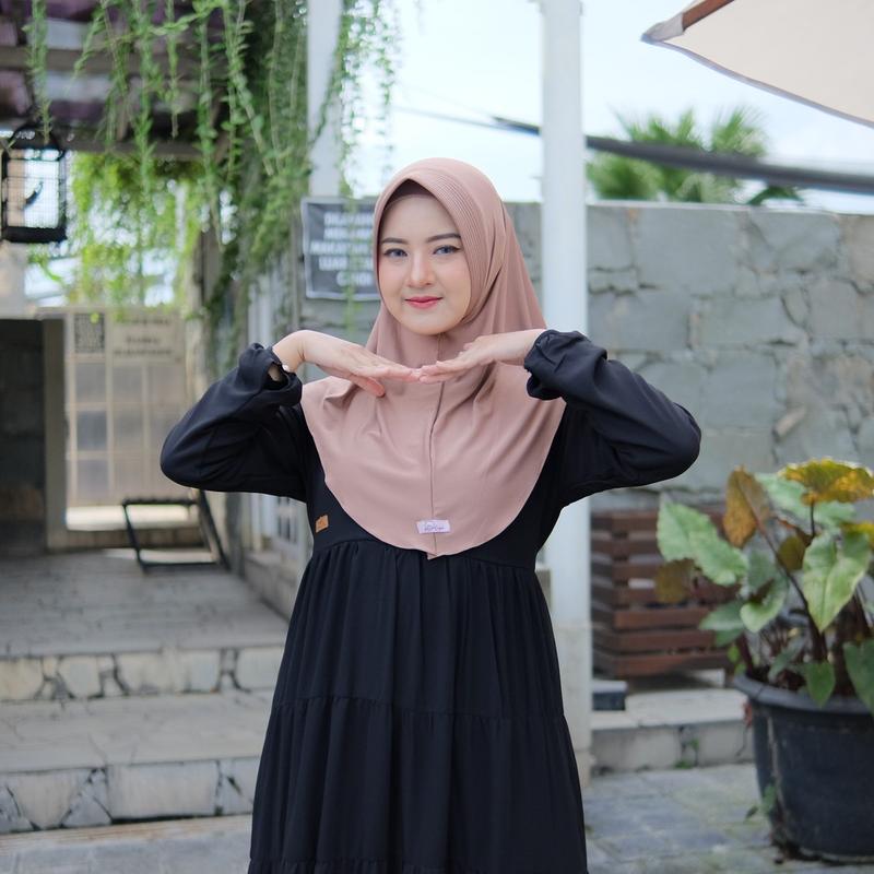 Bergo Hamidah / Hijab Instan Pet 4