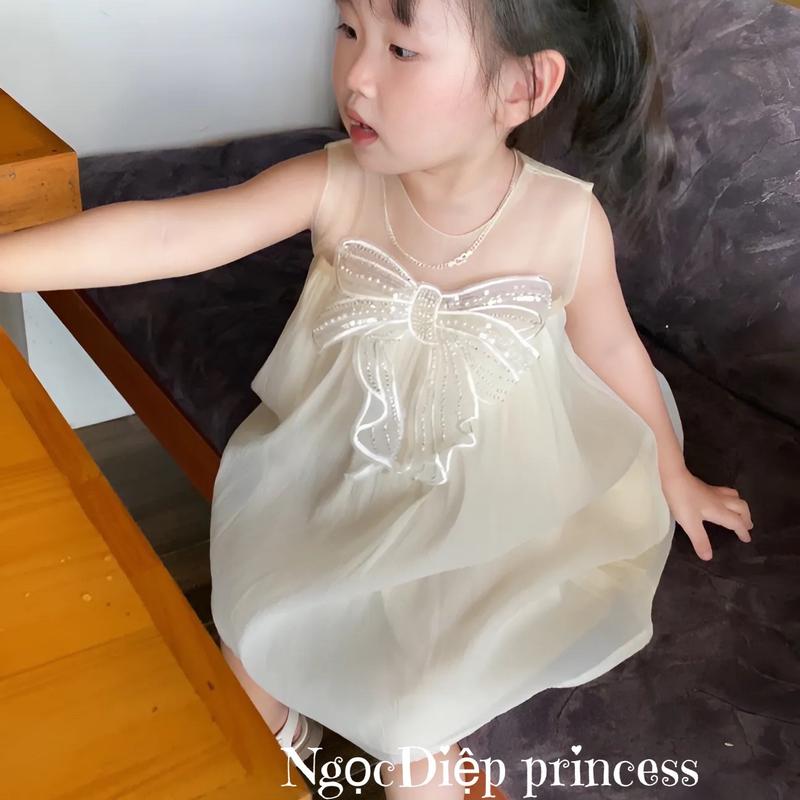  Váy bé gái đính nơ ngực cực xinh D125 