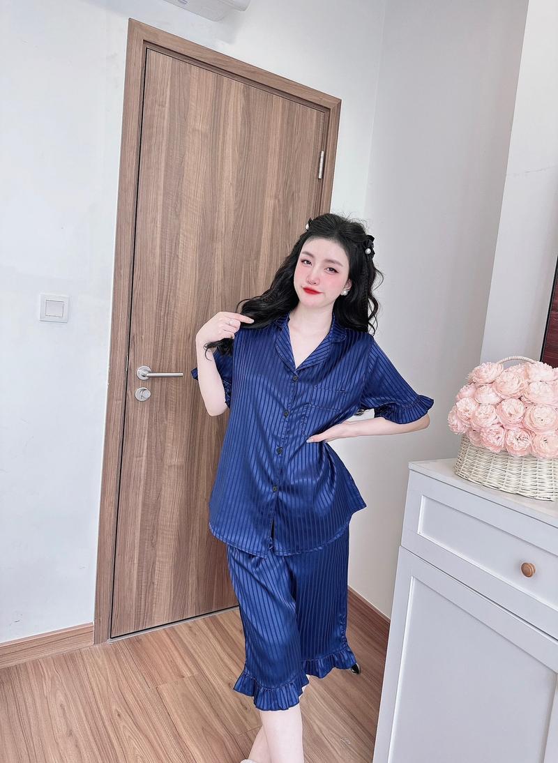 Product Introduction of Đồ Bộ Lụa Xước Bigsize Chất Mát - Tay ngắn quần lửng M2 60