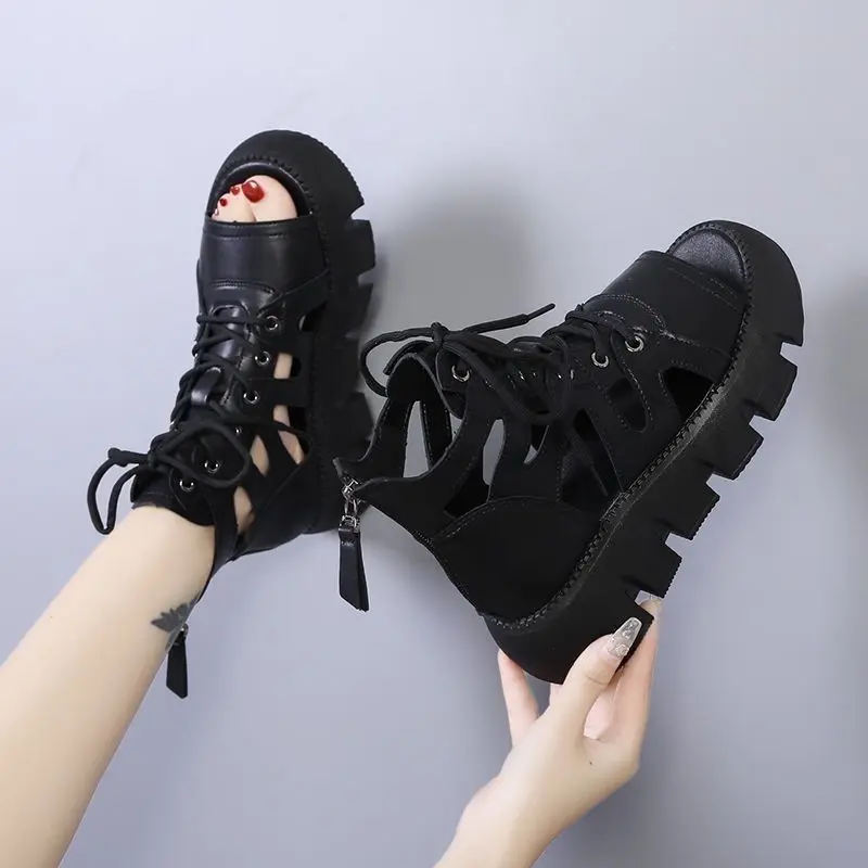 Bốt Sandal Đế Xuồng, Phong Cách Cổ Điển Dành Cho Nữ, Thời Trang Buộc Dây Thiết Kế Khoét Lỗ Thích Hợp Cho Mùa Hè 2024, Hàng Mới Về, Thoáng Khí, Giày Đế Bằng Thường Ngày