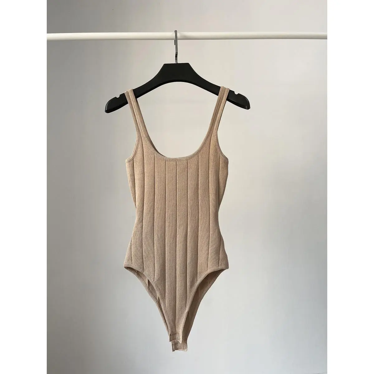 Áo Jumpsuit Quần Không Tay Thời Trang Châu Âu Và Mỹ Nữ Nóng Bỏng Và Gợi Cảm, Mùa Mới, Co Giãn Và Bó Sát, Thích Hợp Cho Nữ, Phong Cách Sexy