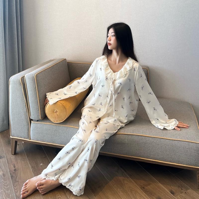 Bộ đồ ngủ pijama lụa satin thiết kế tiểu thư tay dài nơ kem NORAVELA– 39k225, Hàng thiết kế cao cấp Women Nữ