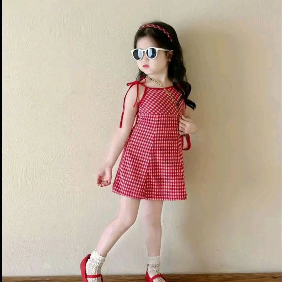 8 đến 28 kg . váy xinh cho bé gái . váy cho bé đi chơi , du lịch