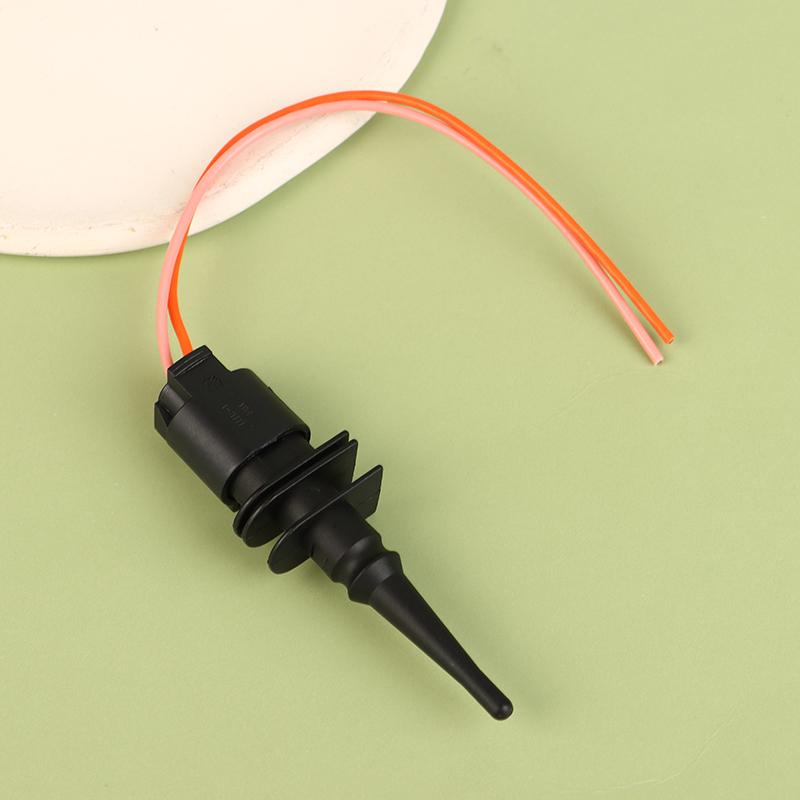 Product Introduction of Ambient Outside Air Temperature Sensor With Connector Plug For 1 6 7 Series E39 E46 X3 X5 X6 Z4 Z8 MINI R50 R53 R56 R55 17