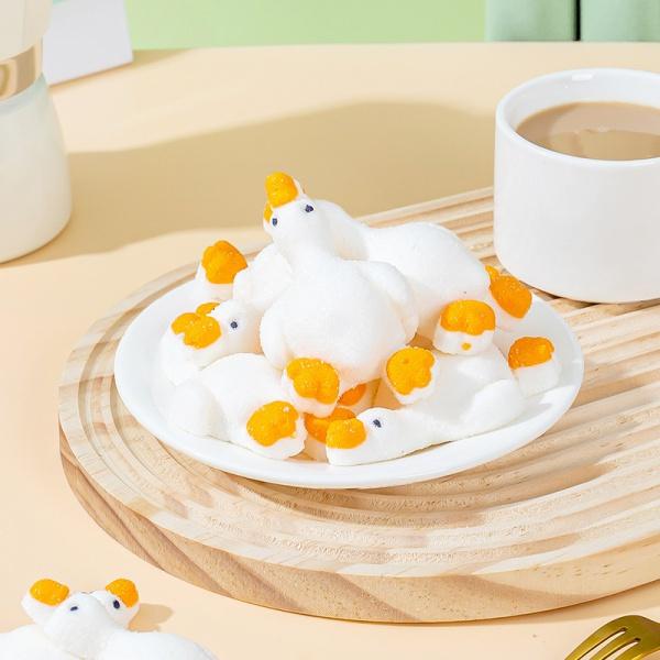 Product Introduction of Creative Children's Holiday Gifts Cotton Candy Snack Candy 2