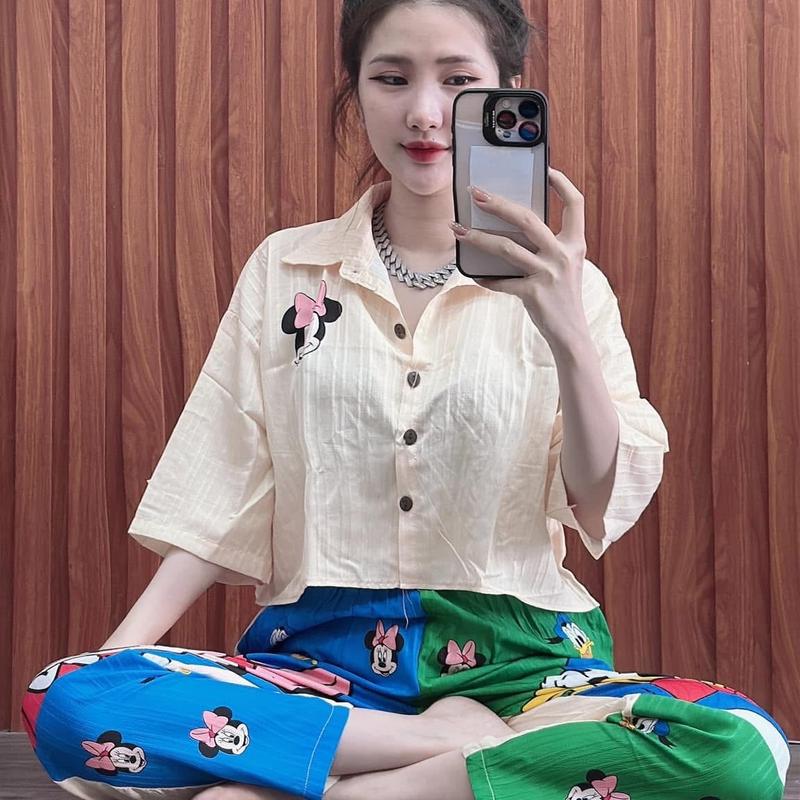 Đồ bộ Sơ Mi dáng Lửng In hai bên Micky chất đũi gân không giản