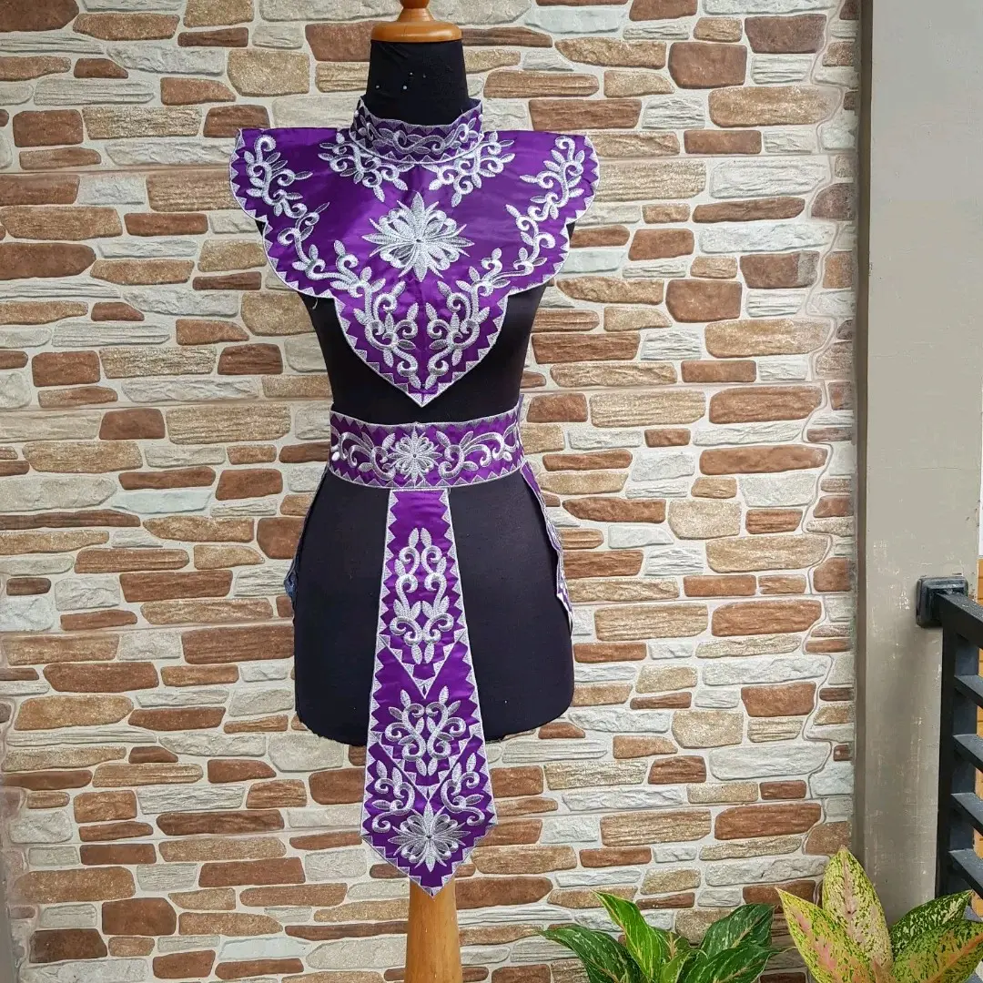 renda bordir aksesoris tari kiansantang Kain Hitam Merah