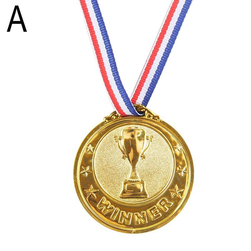Product Introduction of Soccer Ear Champion Medal Award Prop 65cm Diameter D0T2 27