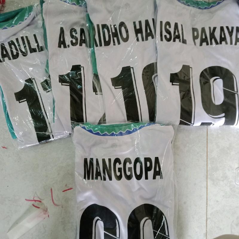Baju Bola Anak FREE CUSTOM NAMA NOMOR PUNGGUNG Stelan Jersey Jersy Jersi Anak Umur 4 Tahun Sampai 14 Tahun Jersi Timnas anak Jersey Sepak Bola Jersey Futsal Volleyball Seragam Olahraga Pria Wanita Nyaman Outdoor 4