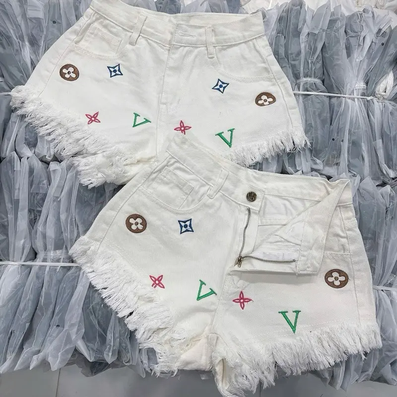 Quần short jean nữ cạp cao trắng thêu eooo vị ko co dãn ảnh thật