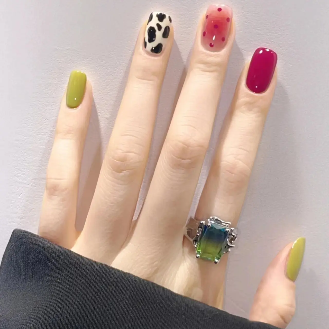 Summer New Color Collision Nail Tips Short Polka Dot Cowprint Fresh Ins Style Handmade False Nails