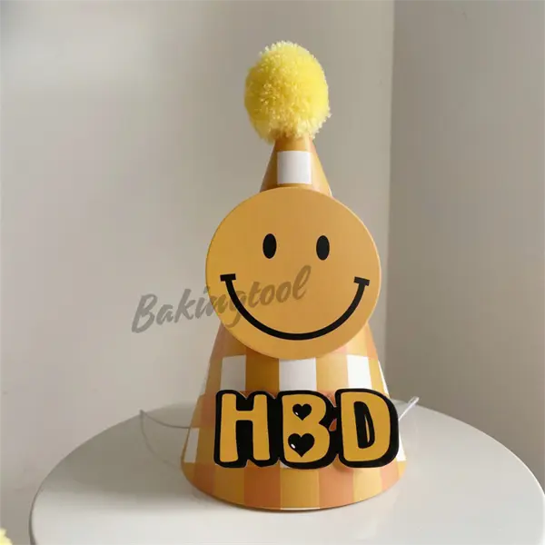 Mũ sinh nhật giấy-Chóp bông siêu to Nền kẻ VÀNG (10 mũ)