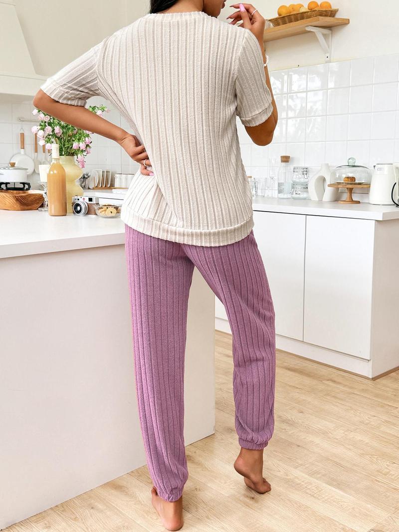 Product Introduction of Women's Love Print & Letter Embroidery Shortsleeve Top & Elastic Waist Pants Pyjama Set, Summer Sets, Valentine's Day Lady Comfortable Round Neck Short Sleeve Tee & Ribbed Trousers Pj Set, Sleepover Supplies for Girls, Gift for Her Loungewear Pajamas 8