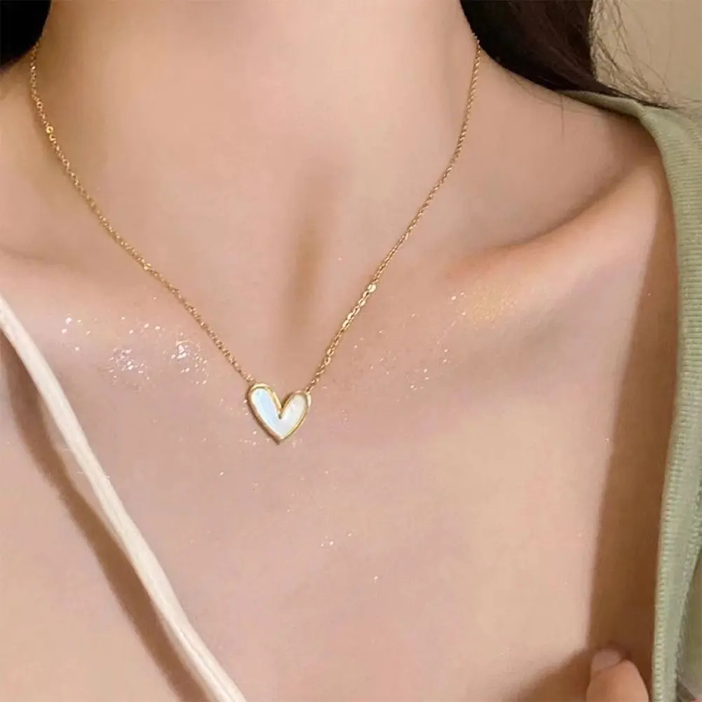 Heart-shaped Pendant Necklace Niche Fashionable Alloy Collar Chain Necklace Women Versatile Simple   #458744