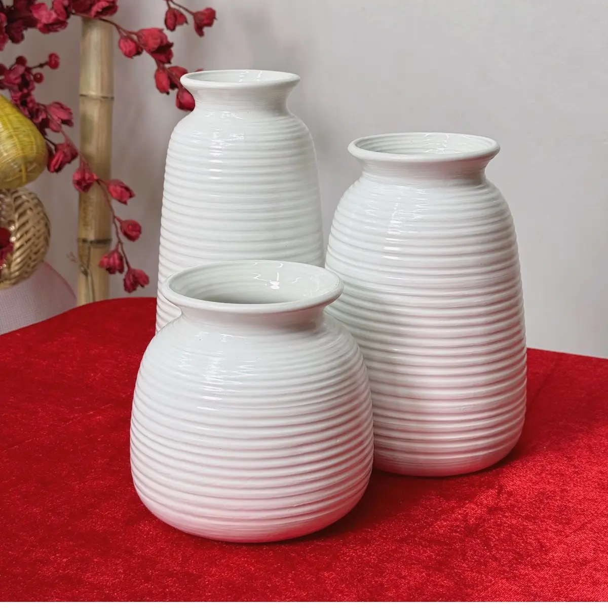 Set 3 bình gốm màu trắng với 3 size khác nhau dày dặn  (15-20-24cm)