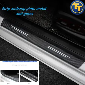 4 Pcs Pelat Ambang Pintu Stiker Perlindungan Anti-strip Perlindungan Anti Gores Pelat Ambang Pintu Serat Karbon Universal Stiker Mobil Dekoratif Strip Anti-tabrakan Car