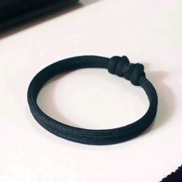 Gelang Hitam Polos/Sliding Knot Simple